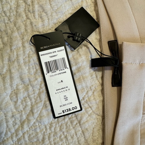BCBGMAXAZRIA Gerry Cropped Pants Size 6 Light Stone - Picture 4 of 7